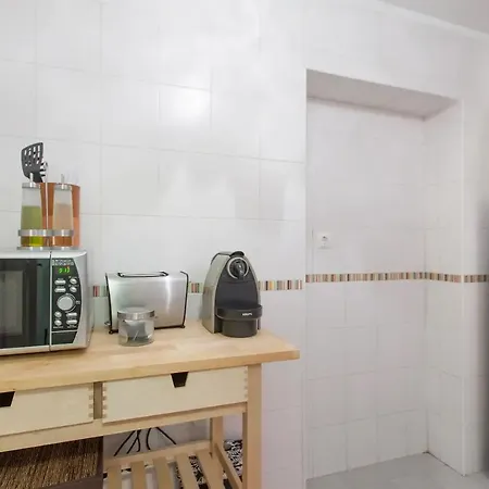 Alfama Charming With 2 Free Bikes By Timecooler Apartman *