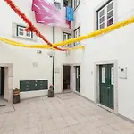 Alfama Charming With 2 Free Bikes By Timecooler Lägenhet