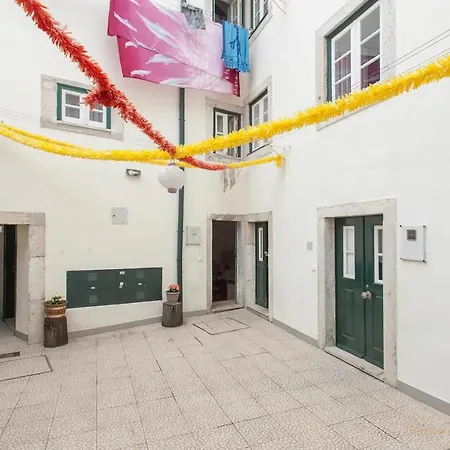 Alfama Charming With 2 Free Bikes By Timecooler Appartement